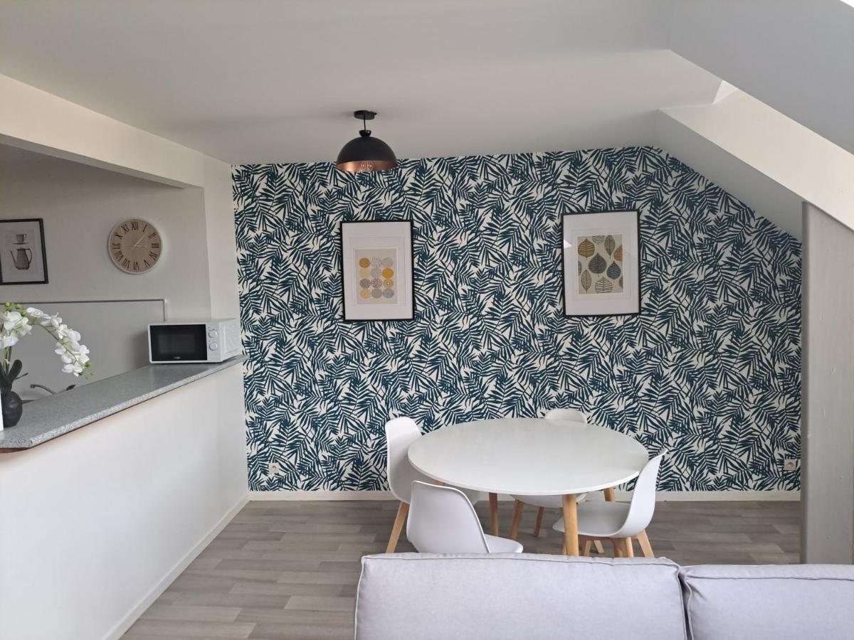 Suite Du Crypto - Vue Imprenable Sur La Place Du Forum Reims Buitenkant foto